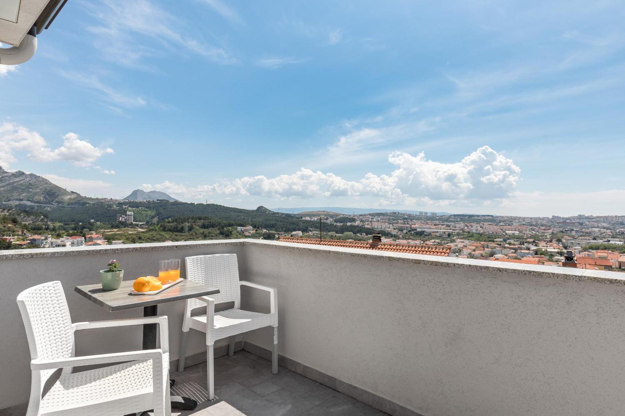 Apartments Villa Salona Sky Camera foto