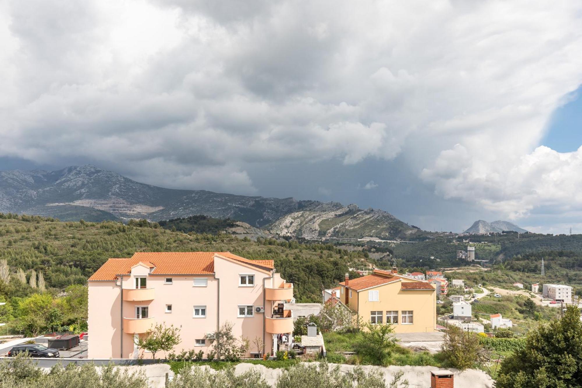 Apartments Villa Salona Sky Camera foto